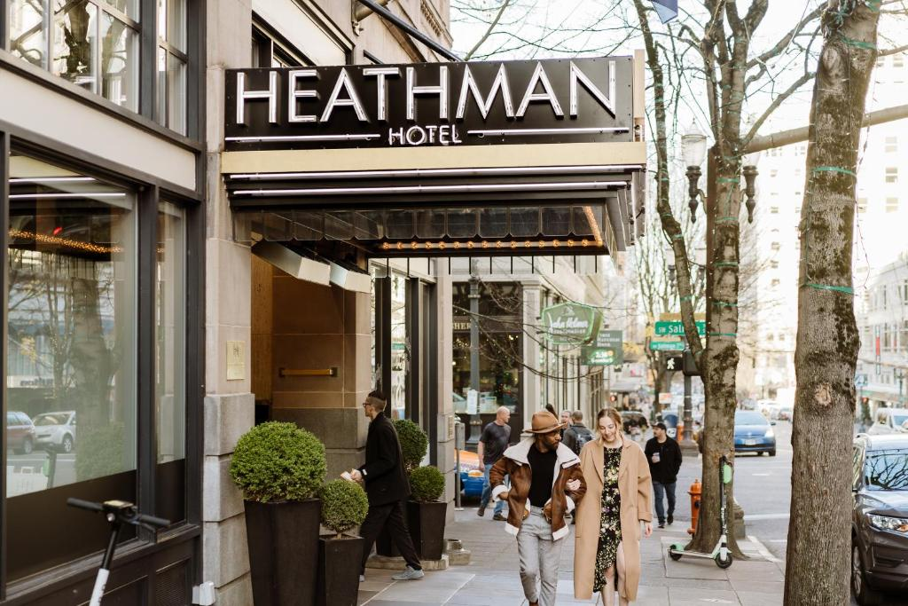 The Heathman Hotel from downtown portland