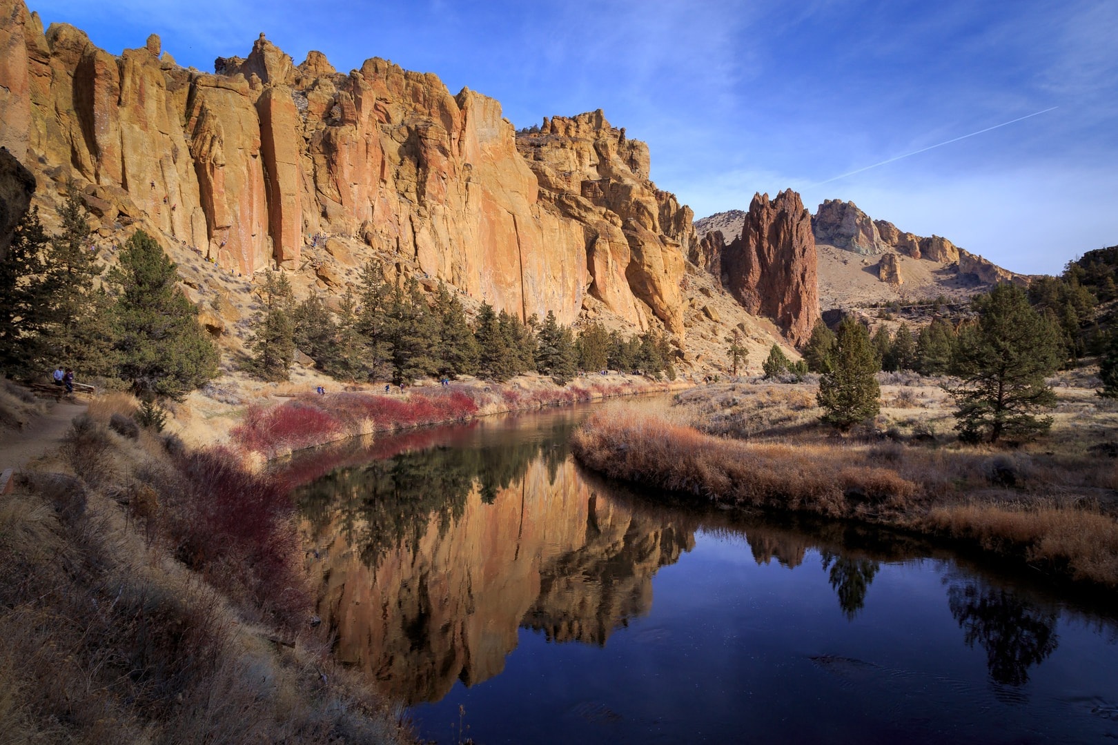 Crooked River at Smith Rock State Park near sisters oregon