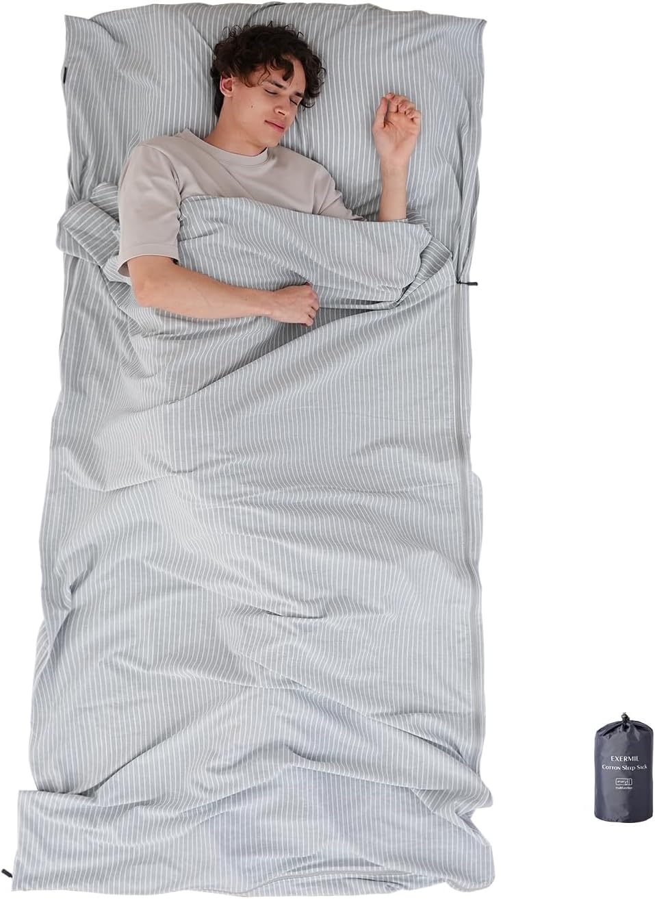 Cotton sleeping bag liner with a three-side zipper opened flat